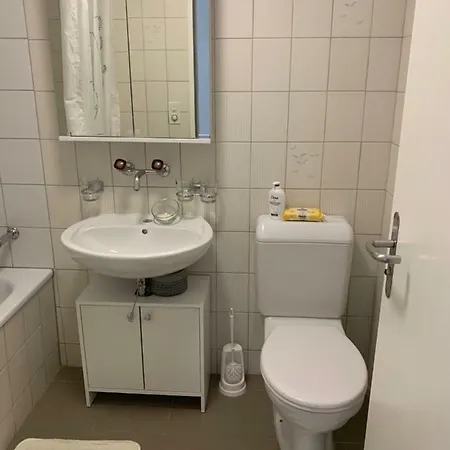 Haus Zur Eiche Private 3,5 Zimmerwohnung Bis Zu 8 Gäste Apartment *