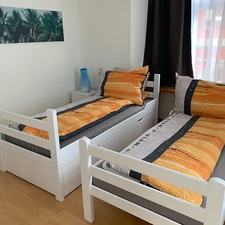 Haus Zur Eiche Private 3,5 Zimmerwohnung Bis Zu 8 Gaeste *