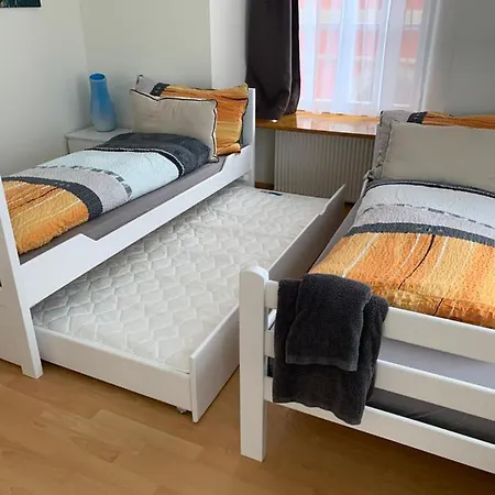 Haus Zur Eiche Private 3,5 Zimmerwohnung Bis Zu 8 Gäste Chur