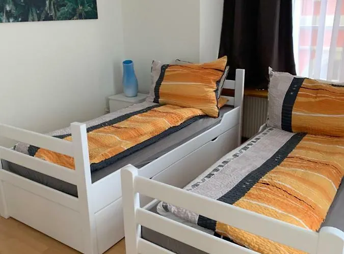 Haus Zur Eiche Private 3,5 Zimmerwohnung Bis Zu 8 Gaeste *
